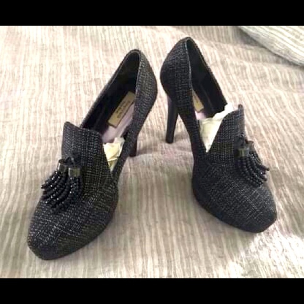 Simply Vera Size 8 Heel